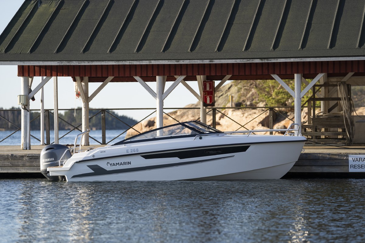 Yamarin 60 DC day cruiser